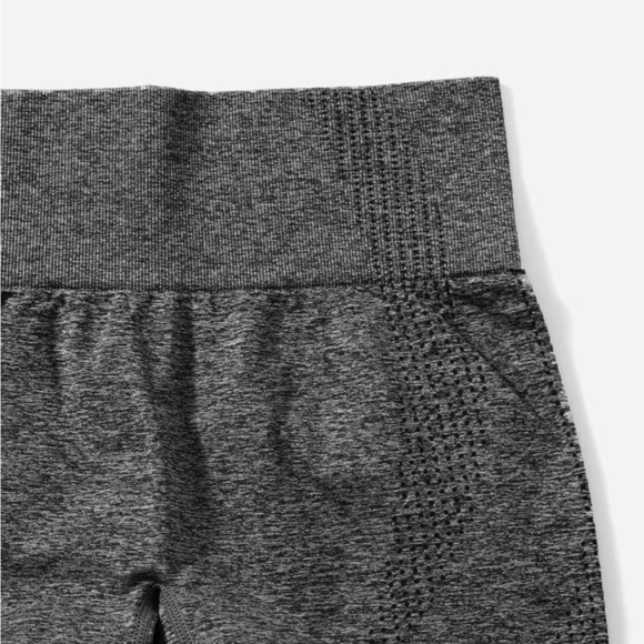 NWOT SHEIN Set High-Waisted Athletic Biker Shorts Black Gray Women’s Size Small - Picture 2 of 6